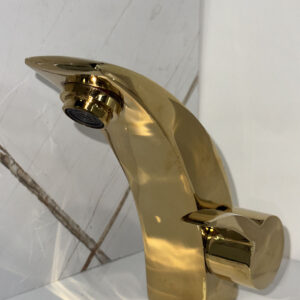 MODERN GOLD ROUND FAUCET